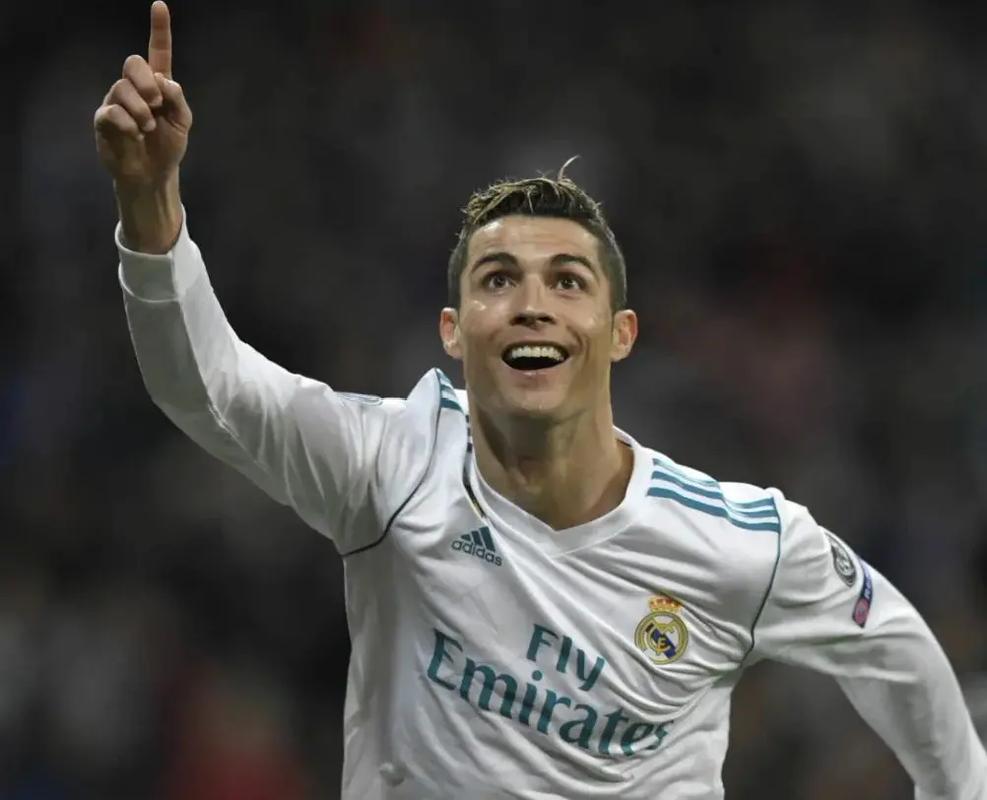 曼晚：续约奥赖利，曼城正通过新老交替来实现俱乐部长期愿景