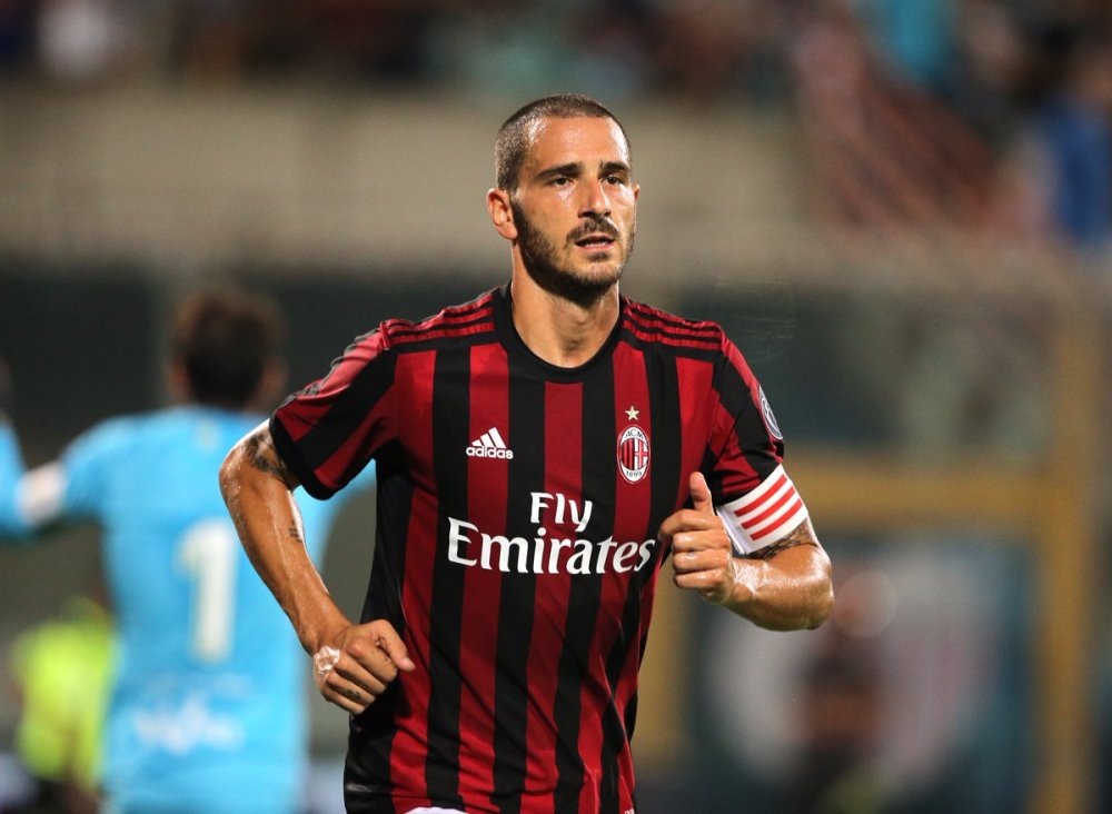 拉斯穆斯·霍伊伦(22 岁)在那不勒斯对阵尤文图斯的比赛中攻入 2 个进球！