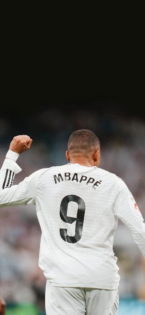 南野拓实：佐野海舟的传球很棒；我们本场战术重点就是抢开局